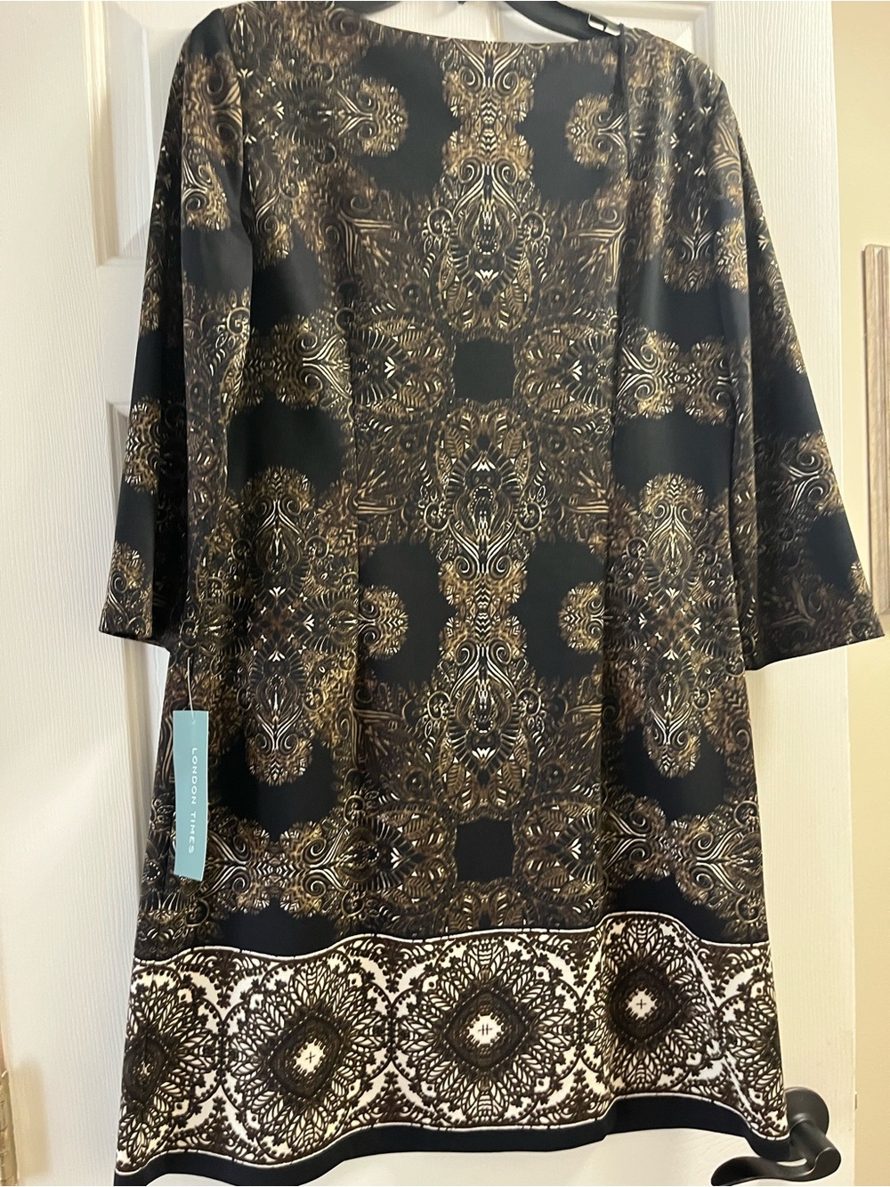 London Times Black and Gold Long Sleeve Dress